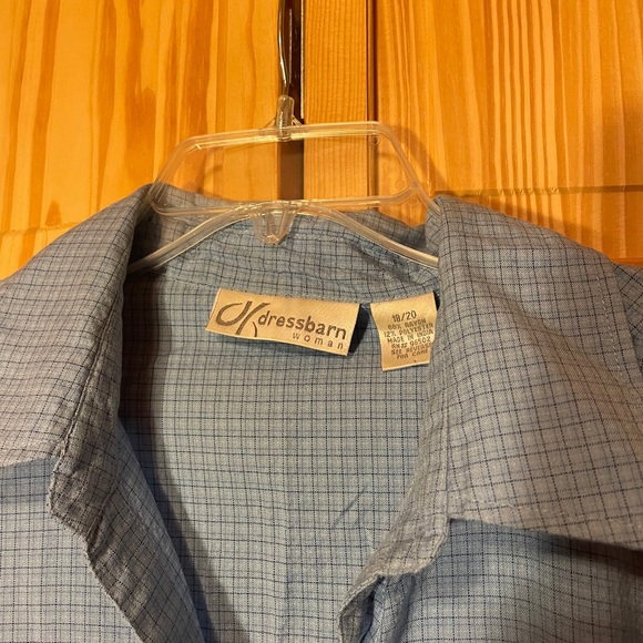 Button down blouse - Picture 2 of 8